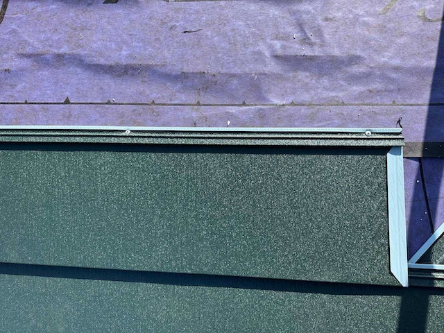 ガルバニウムを施工